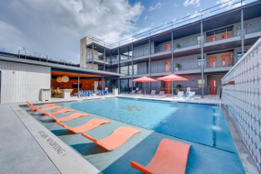 Pet-Friendly New Braunfels Condo with Shared Pool!